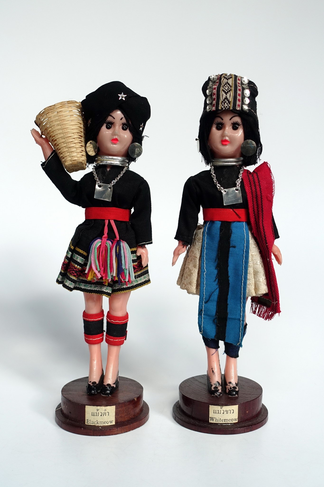 Thai Tribe Doll Keychain Hill Minority Ethnic Clay Clothing Handmade Souvenir 