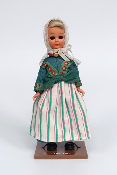 Picture of Netherlands Doll Ameland
