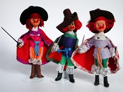 Picture of Germany Dolls 3 Musketeers with Label